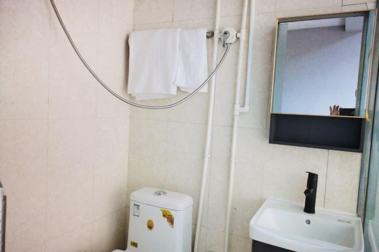 Bathroom 3, Manzhouli Taiyangsheng Inn, Hulunbuir