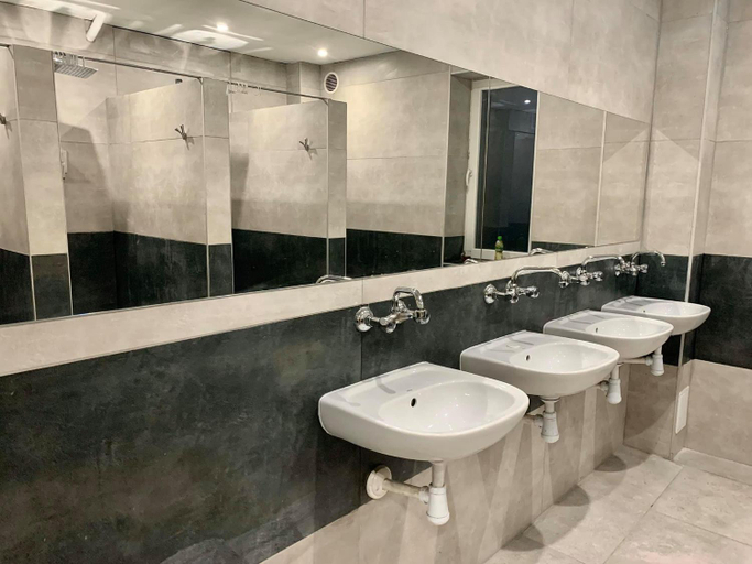 Bathroom, Relaks Noclegi, Częstochowa City