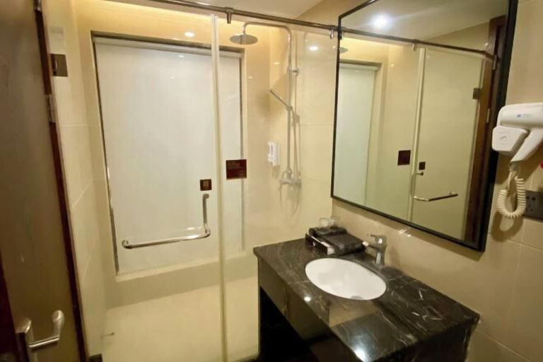 Bathroom, Guanda Hongting Hotel, Fuzhou