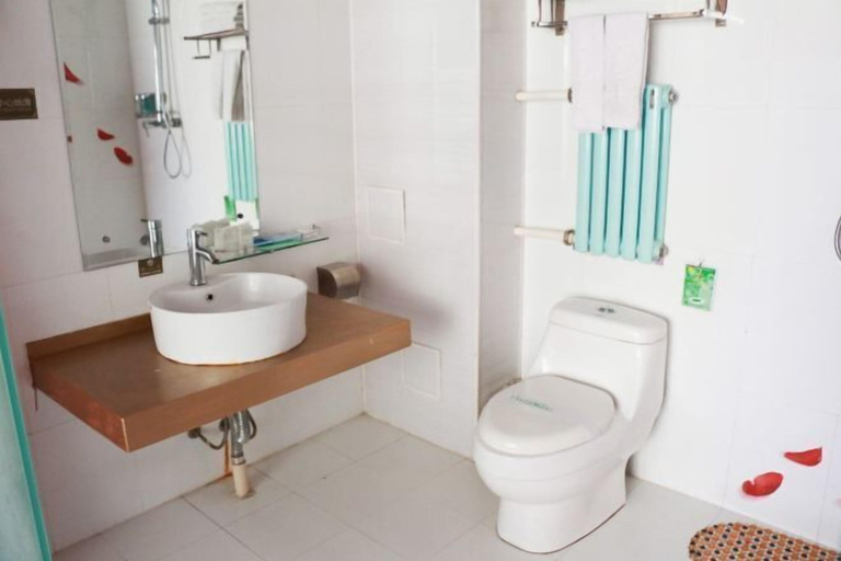 Bathroom 4, Xiangyun Yazhi Fashion Hotel, Harbin