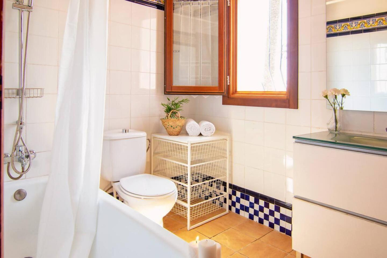 Bathroom 3, Finca Tossalet. Piscina privada y barbacoa, Alicante