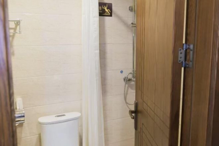 Bathroom 3, Jmunai Tourist Hotel, Altay