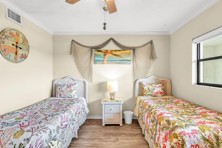 Primary image, Gulf Shores #205, Pinellas