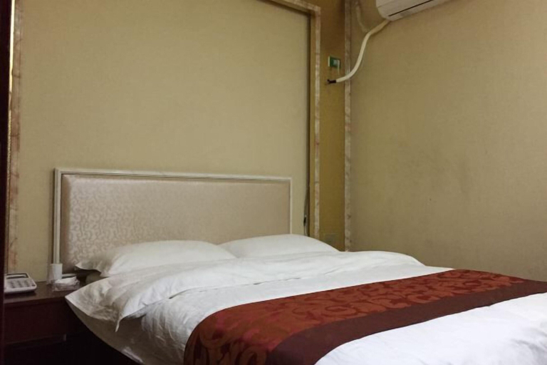 Bedroom 4, Tongcheng Jinting Hotel, Xianning