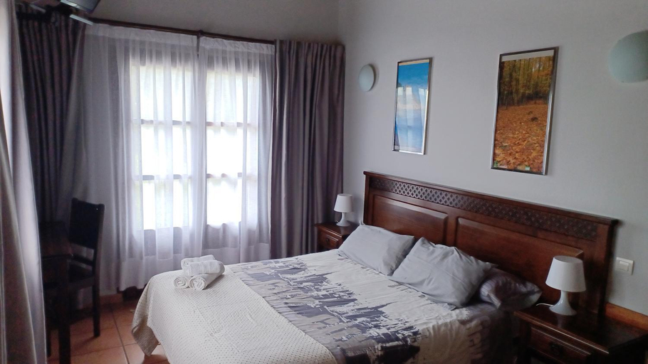Bedroom 3, Ordaola, Vizcaya