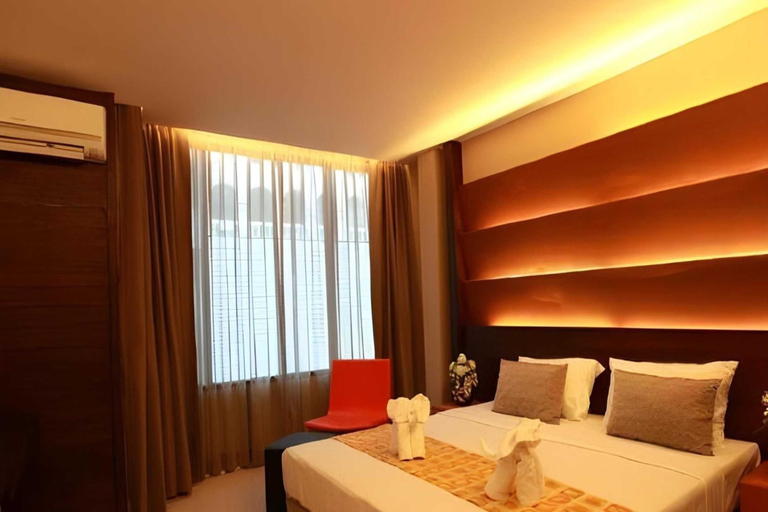 Others 4, Collection O The Bangkok Cha Cha Suite, Lat Phrao