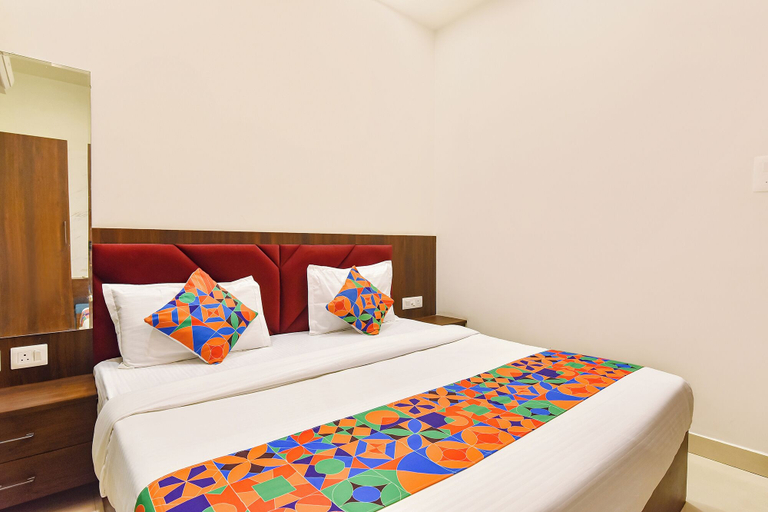Room 5, Fabhotel Golden Sapphire, Jaipur