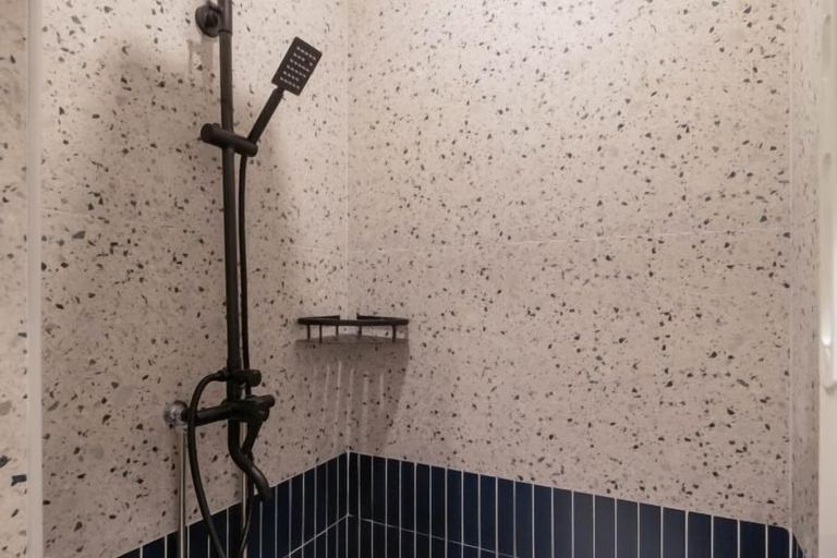 Bathroom 3, Bluewaters Female-Only Hostel, Singapore