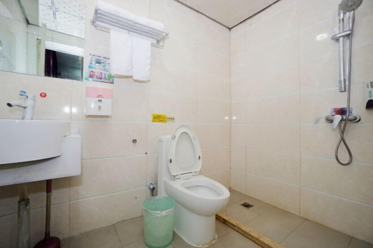 Bathroom 4, Huilindun Fashion Hotel, Guilin