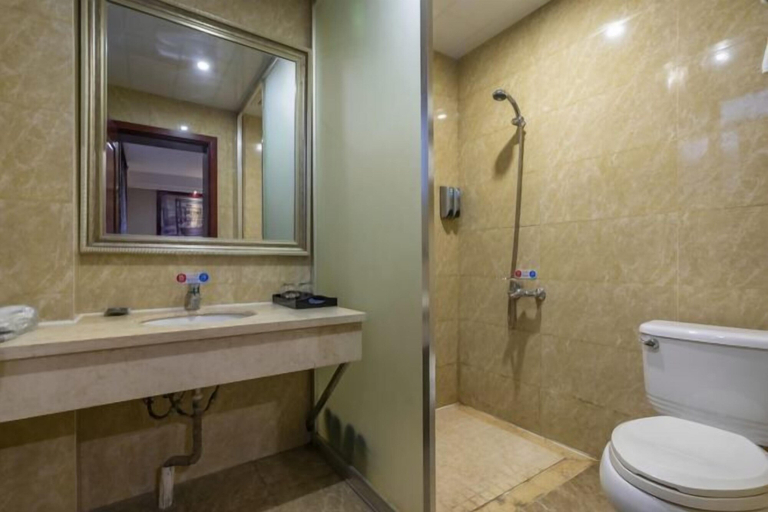 Bathroom 4, Chonpines Hotel, Xinyu