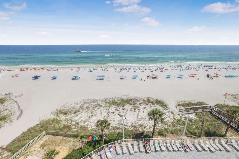 Room 4, Tradewinds 602- Beachfront Heated Indoor Pool Sleeps 6, Baldwin