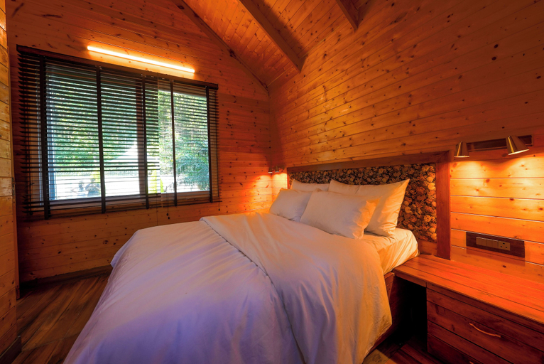 Room 4, Amar kuti Cottages, Dehradun
