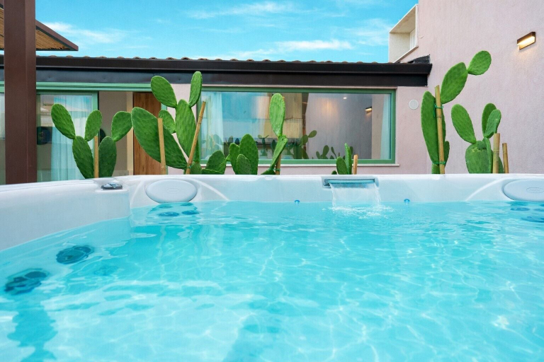 Interior 5, Vico Trigona con Terrazza e Jacuzzi Riscaldata, Syracuse