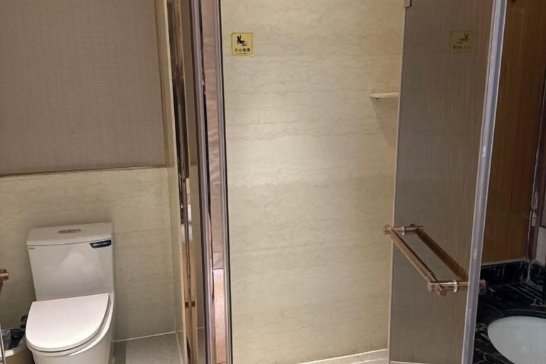 Bathroom 4, Xiliang Hotel, Wuwei