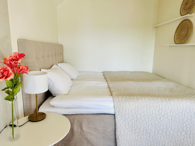 Bedroom 2, Prinshojden Apartments & Villas - Katrineholm Residential, Katrineholm