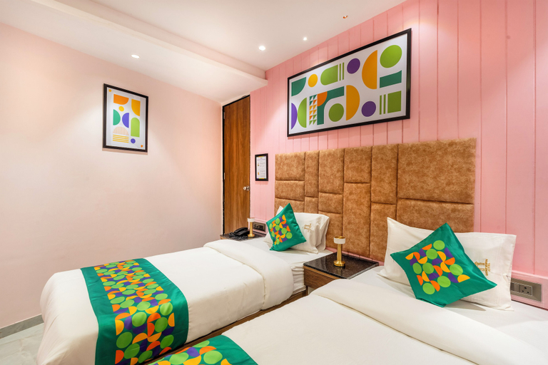 Room 4, Treebo Gateway Mansion, Mumbai Suburban