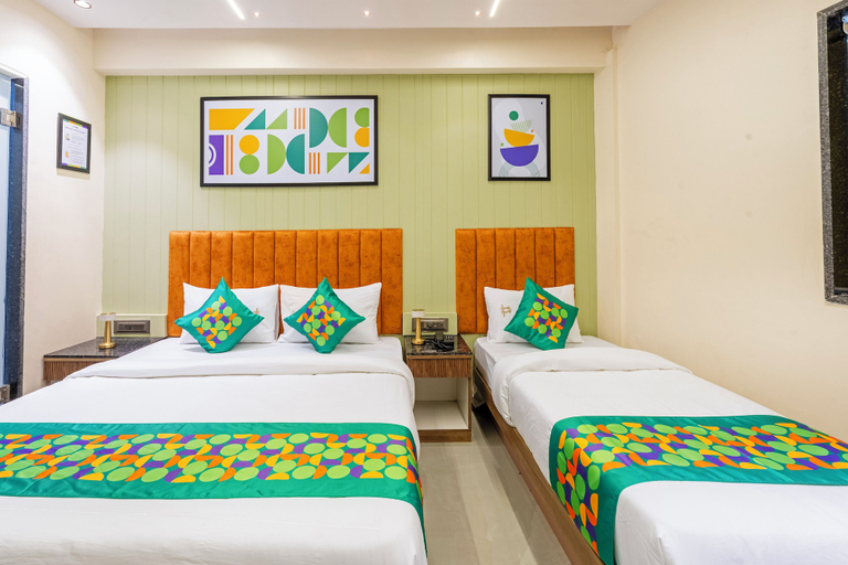 Room 3, Treebo Gateway Mansion, Mumbai Suburban