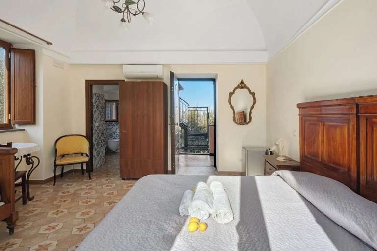 Room 5, Il Casale del Sole, Napoli