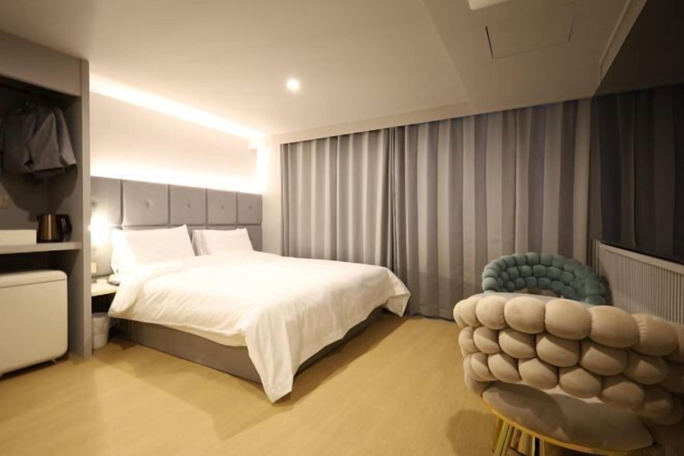 Room 5, Masan Den Basta hotel Gyeongnam Uni, Masan