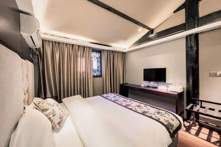 Bedroom 3, Yahve Academy Hotel, Dali Bai