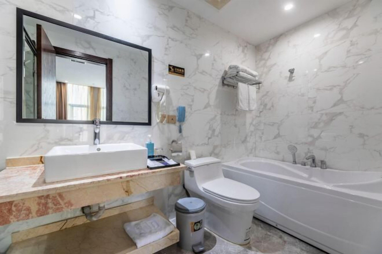 Bathroom 4, Zhongpu Hotel, Shangrao