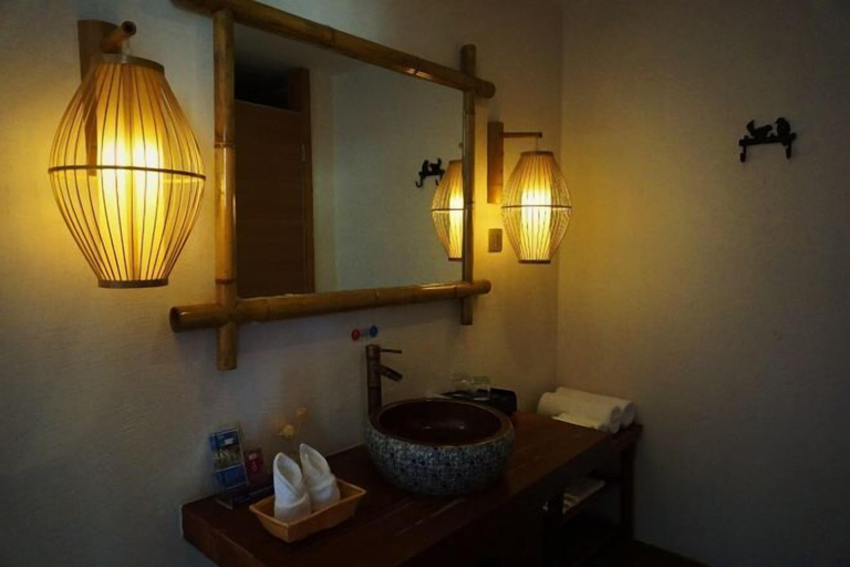 Bathroom, Luminggu Hotel, Liuzhou