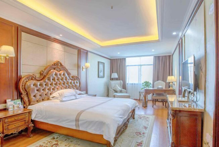 Bedroom 2, Changshou Hotel, Yueyang
