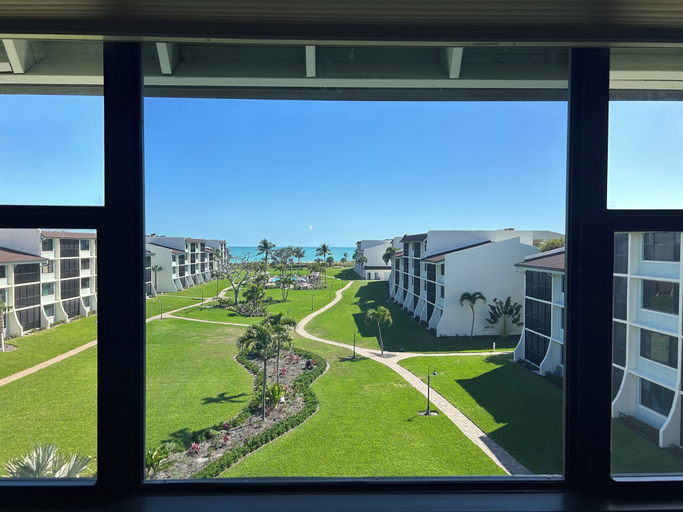 Room 1, Gulf Water Views Loggerhead 354 Sanibel, Lee