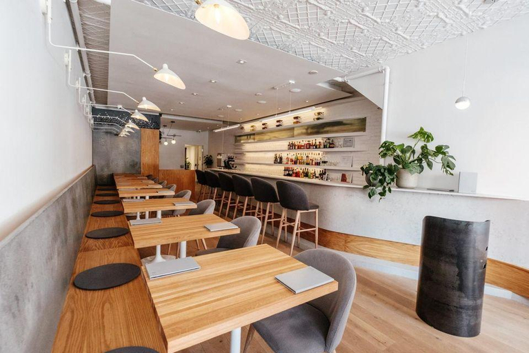 Food & Drinks, Lum The Queen, Toronto