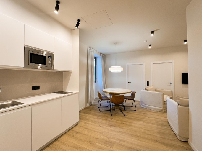 3, Salon Suites, Lleida