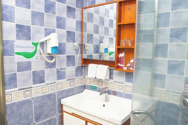 Bathroom 4, Huailai Diman Hot Spring Resort, Zhangjiakou