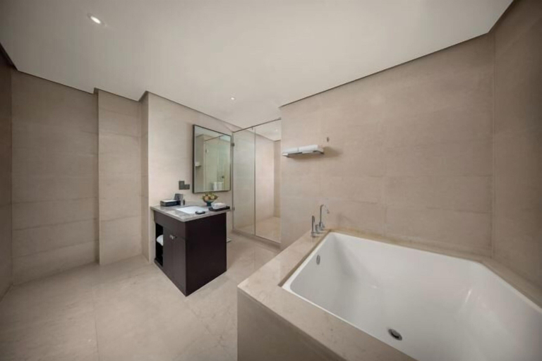 Bathroom, Kaihua International Hotel, Quzhou