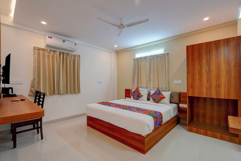 Room 5, Fabhotel Global Stay, Bangalore
