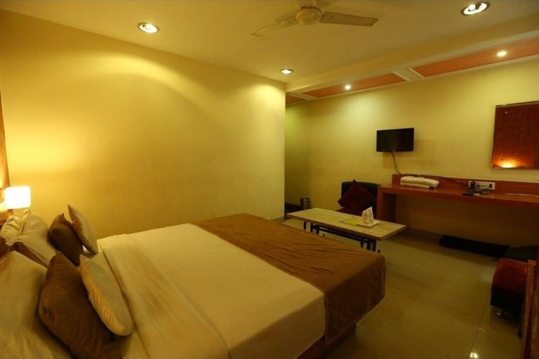 Bedroom, Hotel Paradise, Indore