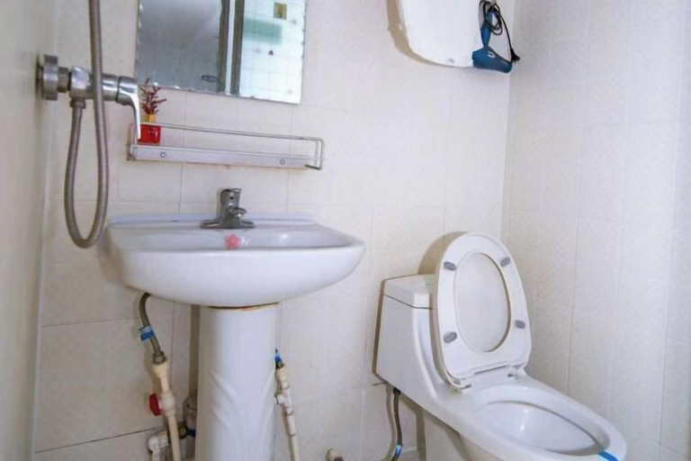 Bathroom 3, Tianchihu Fashion Hotel, Yanbian Korean