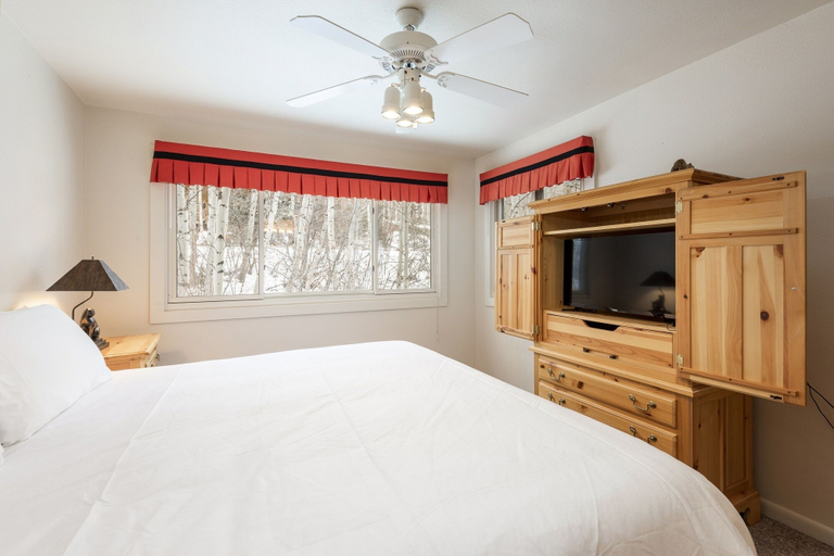 Room 2, Park City Ski Resort UT - Snow Flower Condos, Summit