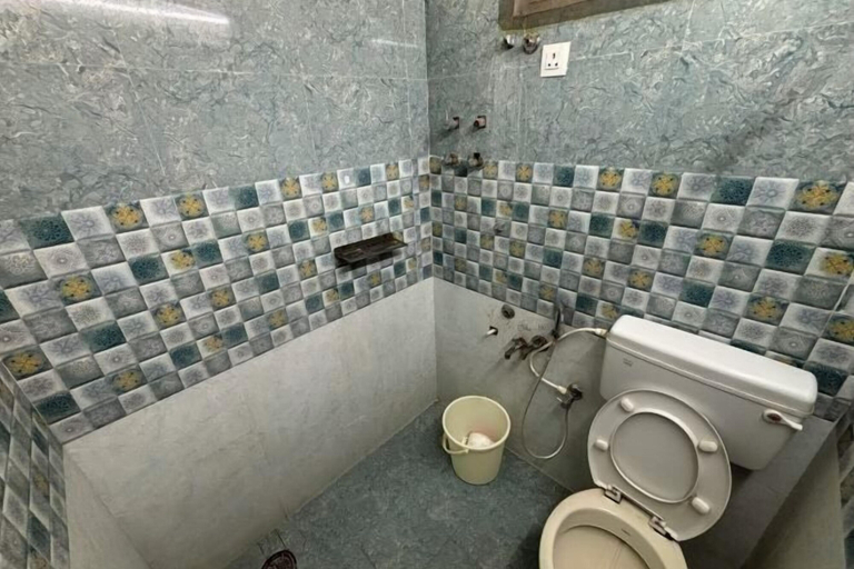 Bathroom 4, Srinivasa Hotel, Chittoor