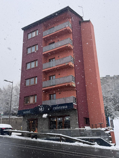 Exterior & Views 2, Arbre de Neu