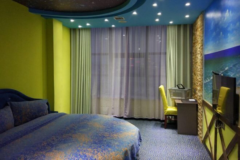 Bedroom 3, Tongcheng Huaxu International Hotel, Xianning