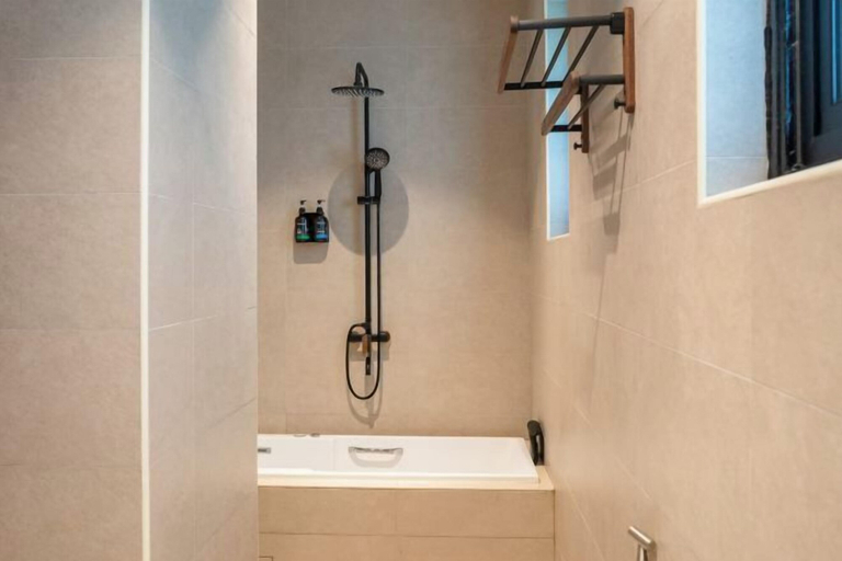 Bathroom 4, The Palm Suite Tanjung Tokong, Pulau Penang
