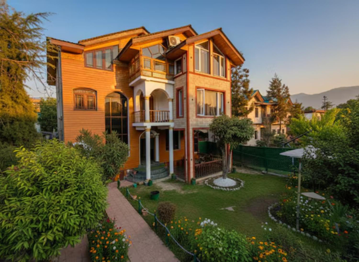 4, Northland Residency Srinagar Jammu & Kashmir, Srinagar