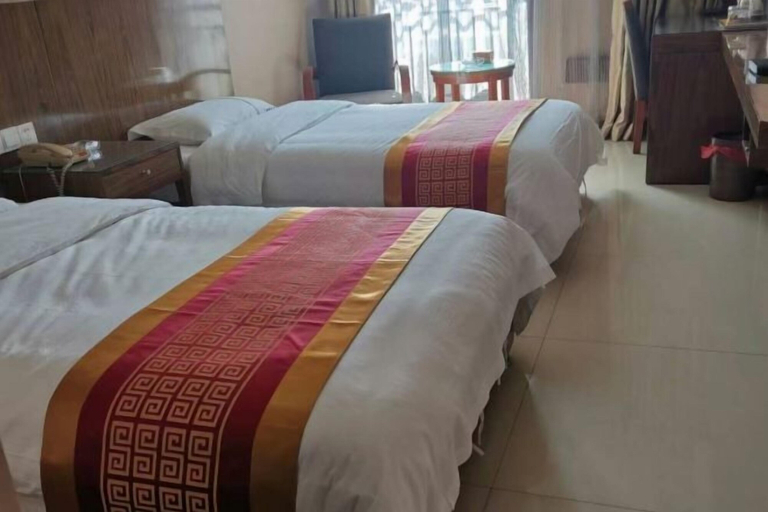 Bedroom 2, Longdu Business Hotel, Yantai