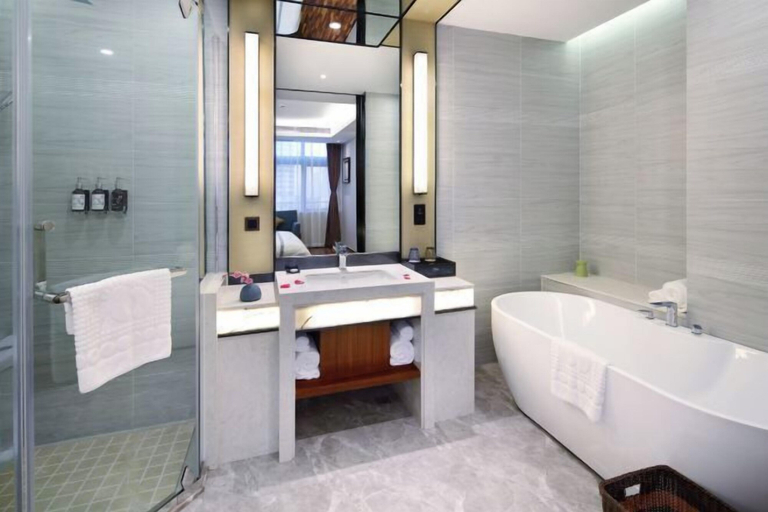 Bathroom 3, Zhenyue Hotel, Shanghai