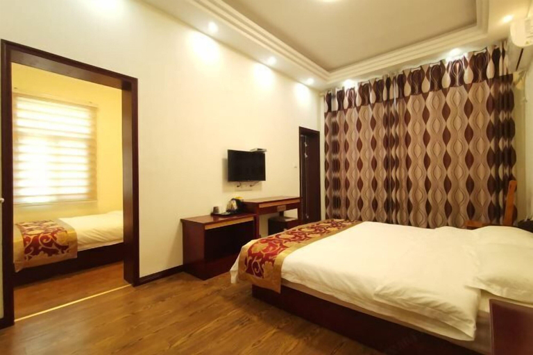 Bedroom 3, Qianyi Inn, Yichang