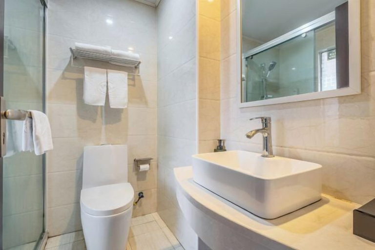 Bathroom 3, Tingyue Yiju Hotel, Shanghai