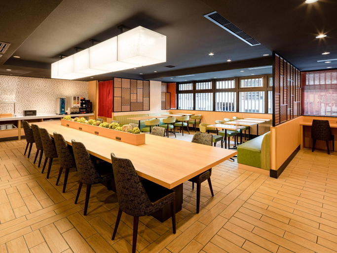 Food & Drinks 5, Comfort Inn Kyoto Shijokarasuma, Kyoto