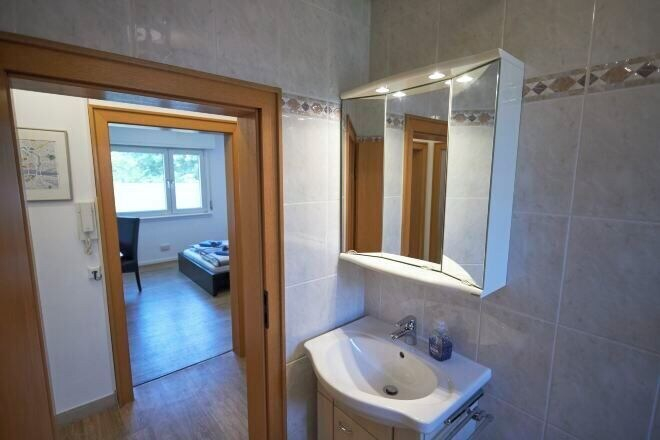 Bathroom 5, Großzügiges Apartment Nahe Frankfurt, Offenbach