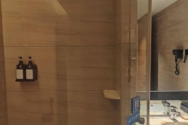 Bathroom 3, Jiang Zhou Hotel, Hengyang