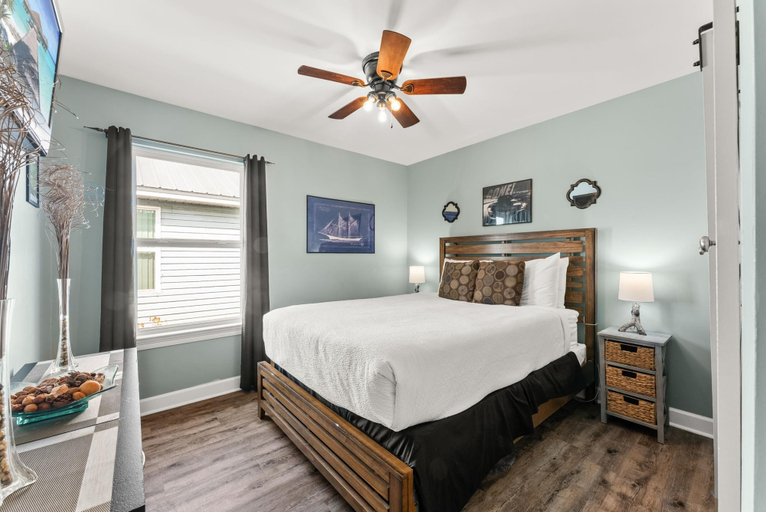 Bedroom 2, Beach House - Sunset by the Sea, Bay