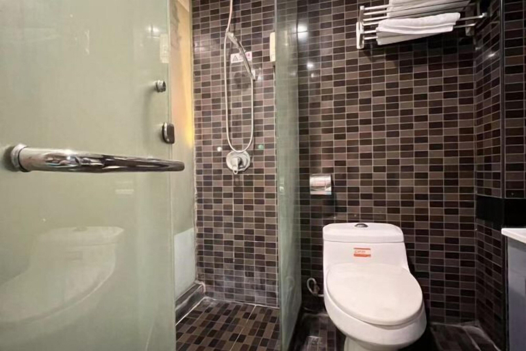Bathroom 3, Guiyang Dingsheng Fashion Hotel, Chenzhou